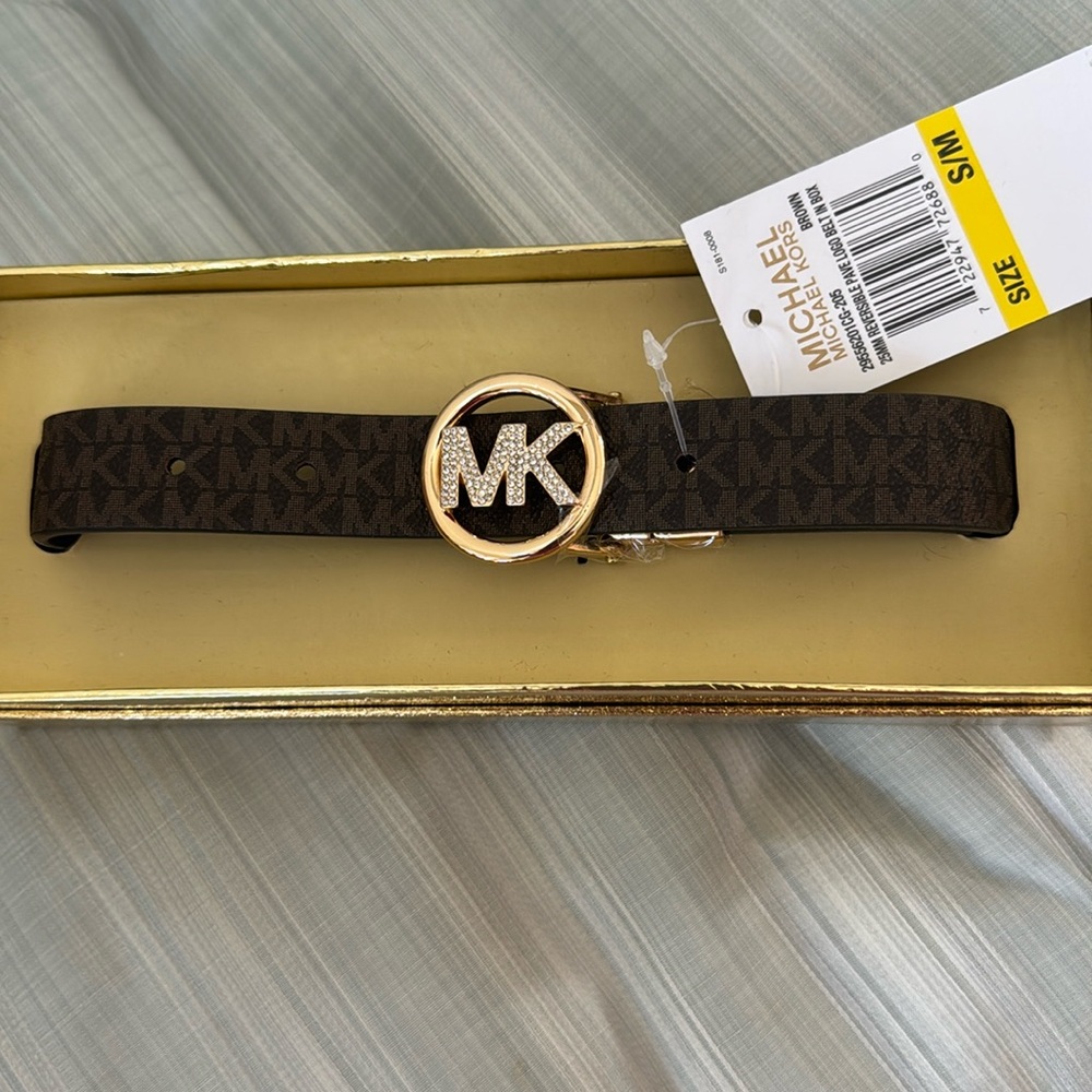 Reversible Belt Pavé MK Logo and black faux leather - Size: Small/Medium…